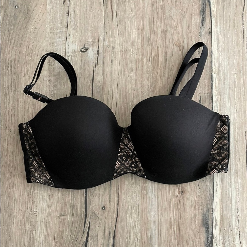 Victoria’s Secret Black Strapless/Multi-Way Bra 34D
